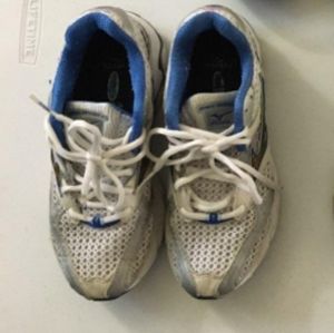 SALE! GUC - MIZUNO WOMEN'S LEATHER SNEAKERS - 7 W